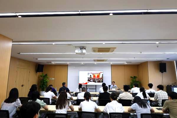 9州体育网址开展党的二十届三中全会精神解读专题党课