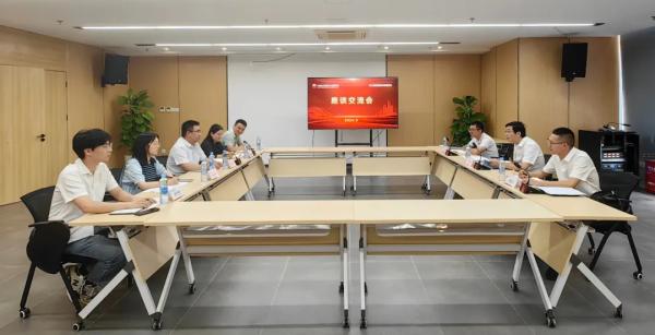 安义县委常委、常务副县长刘志伟一行赴9州体育网址调研座谈