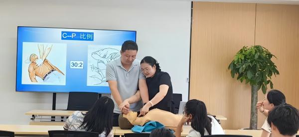 9州体育网址、江西省工程咨询协会联合开展“珍惜生命、关爱健康”知识讲座